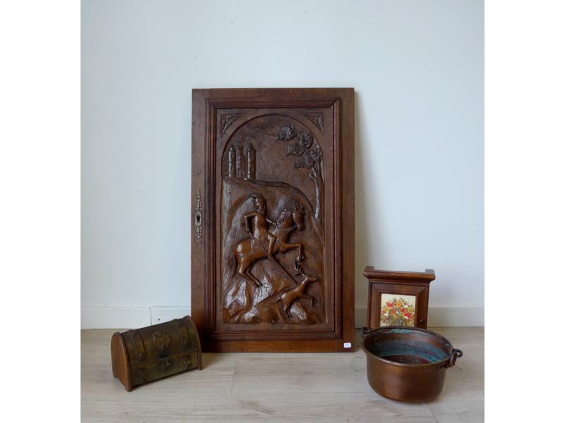 LOT comprenant : PANNEAU DE PORTE figurant...