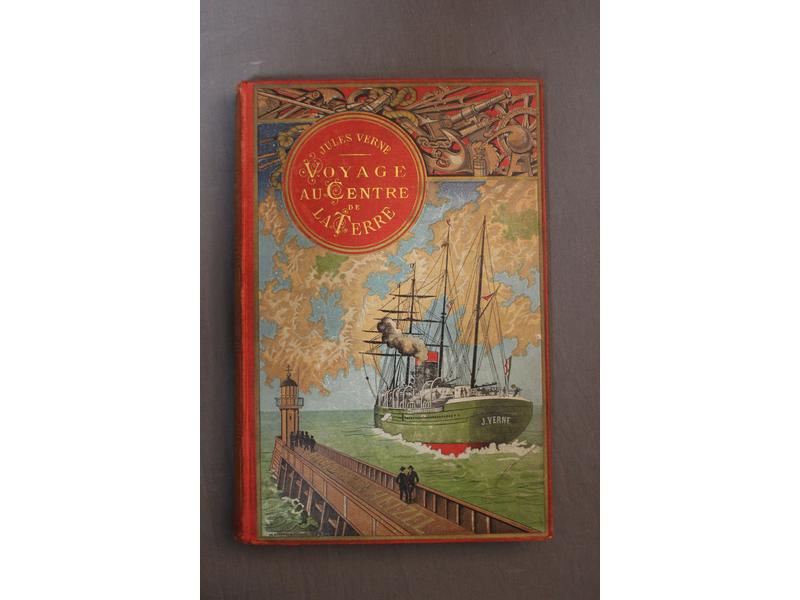 VERNE (J.): Voyage au centre de la terre....