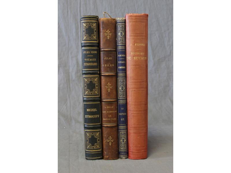 VERNE (J.): 4 vol.: