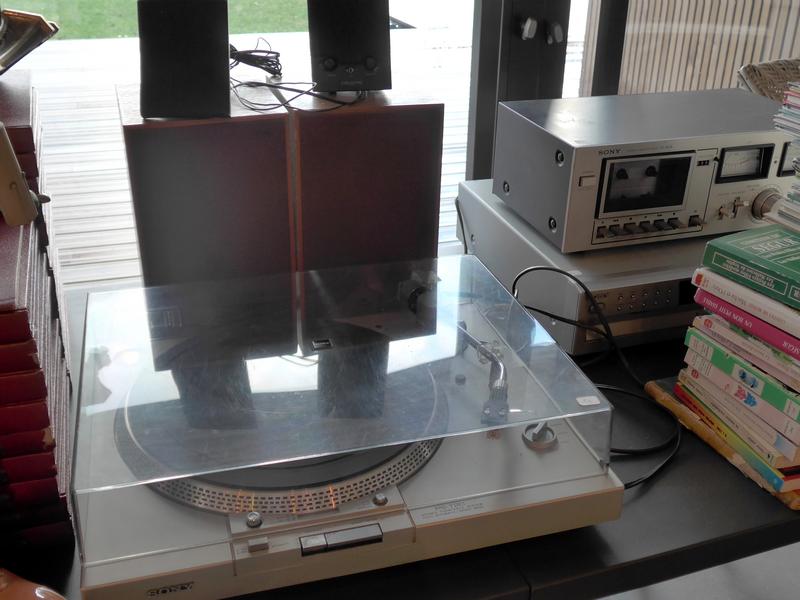 CHAINE Sony, tourne-disque, platine, emplis,...