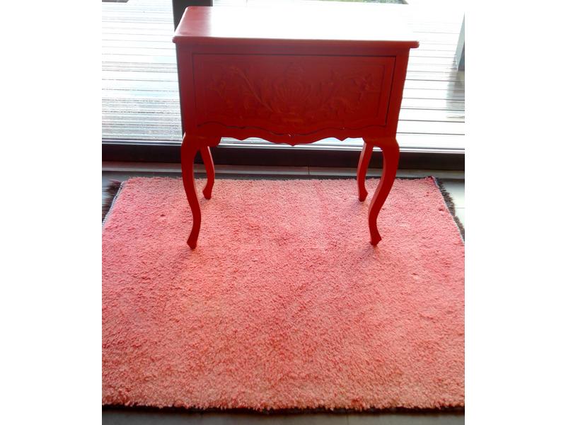 COMMODE rectangulaire en bois laqué rouge...
