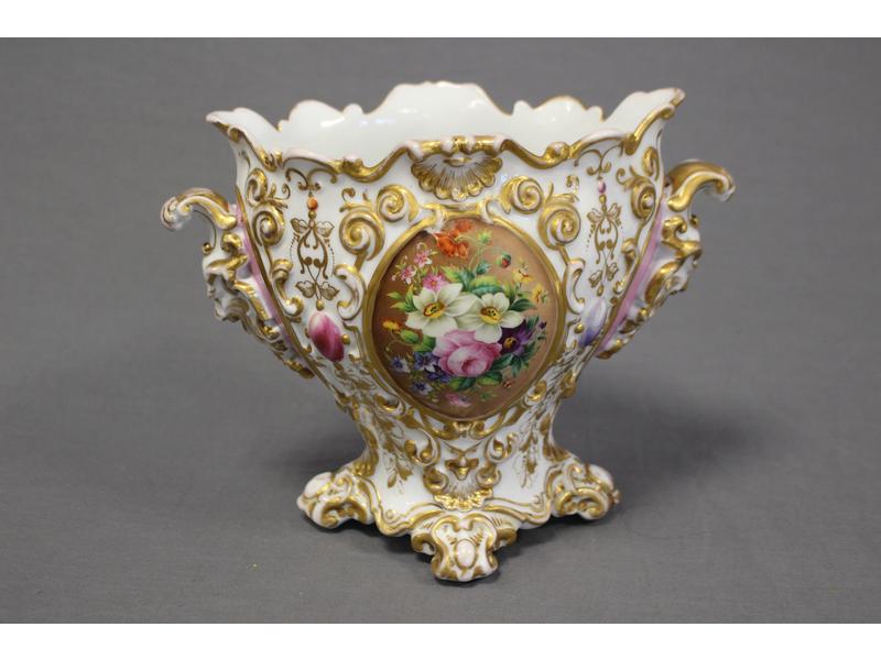 VASE DE MARIAGE en porcelaine de Paris blanche...