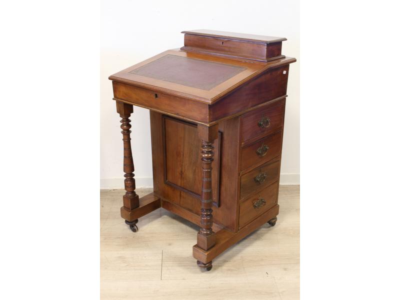 PETIT BUREAU DAVENPORT en acajou et placage...
