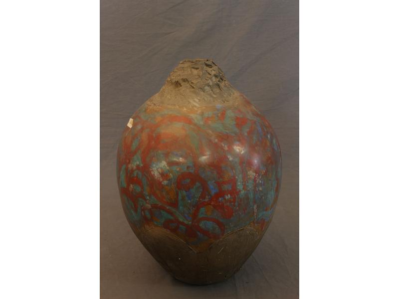 VASE ovoïde à col en terre cuite émaillée...