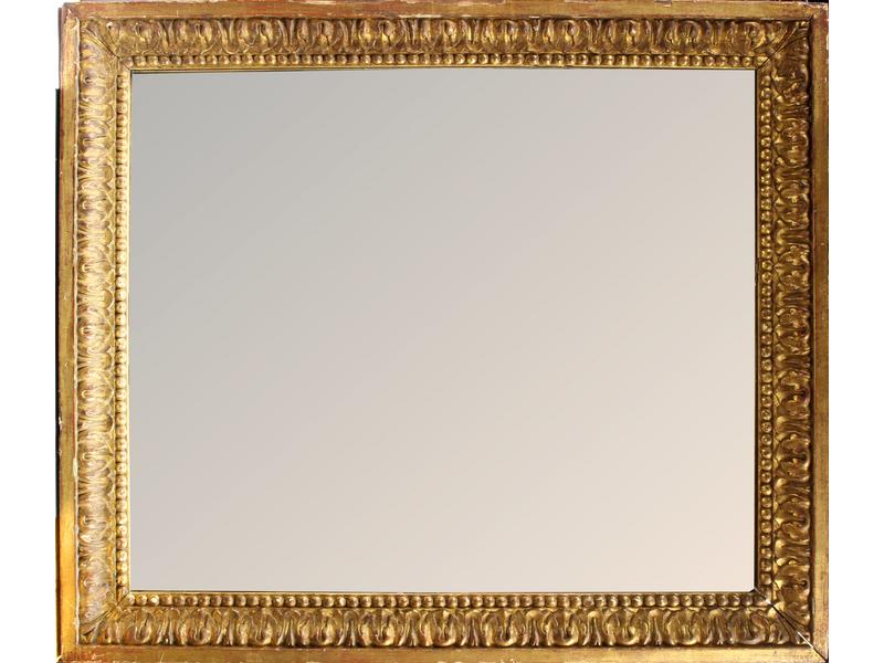 MIROIR rectangulaire dans un cadre en bois...