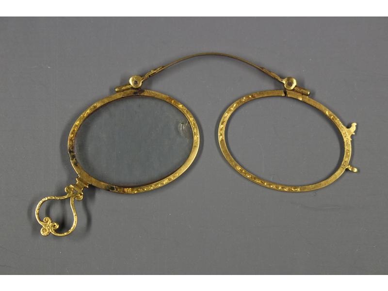 PINCE-NEZ en or jaune (18K)