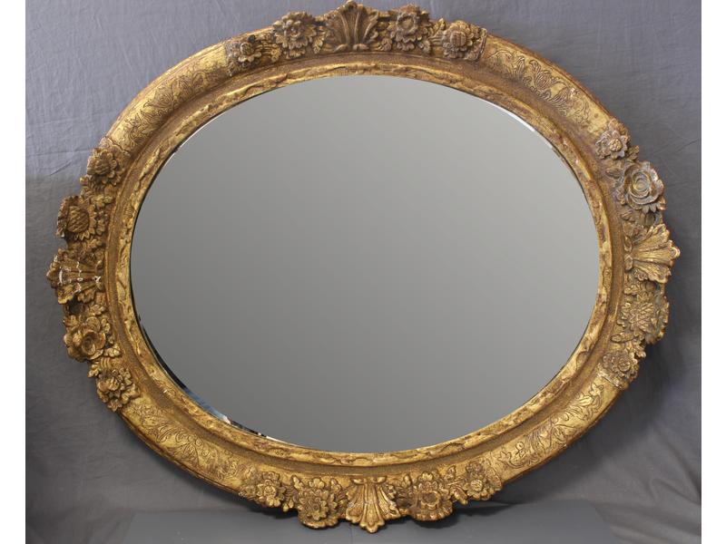 MIROIR ovale, dans un CADRE ovale en bois...