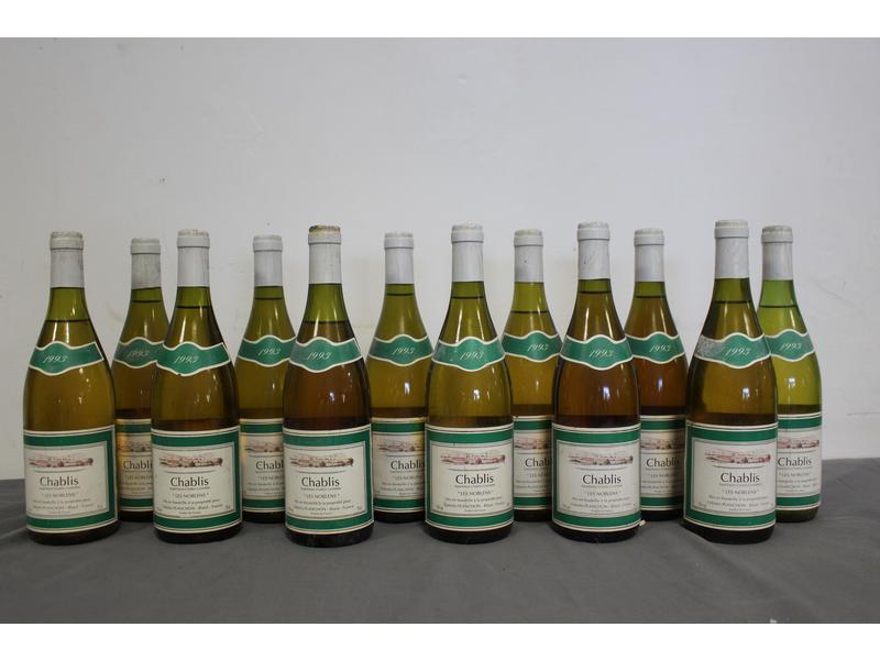 12 Blles CHABLIS "Les Noblens" mise C. Planthon...