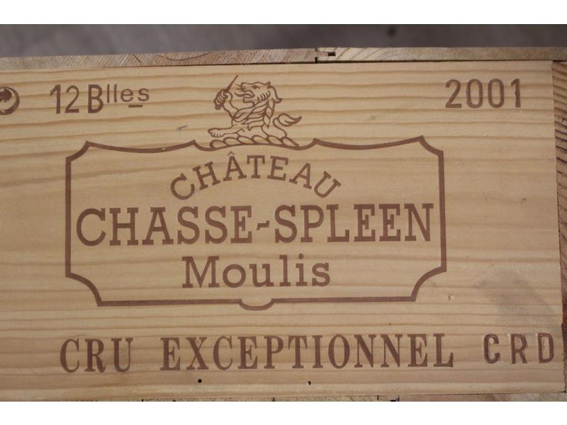 12 Blles CH. CHASSE SPLEEN Moulis 2001