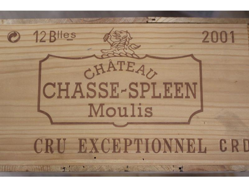 12 Blles CH. CHASSE SPLEEN Moulis 2001