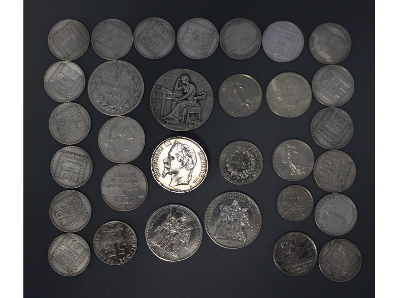 LOT DE PIECES en argent comprenant: