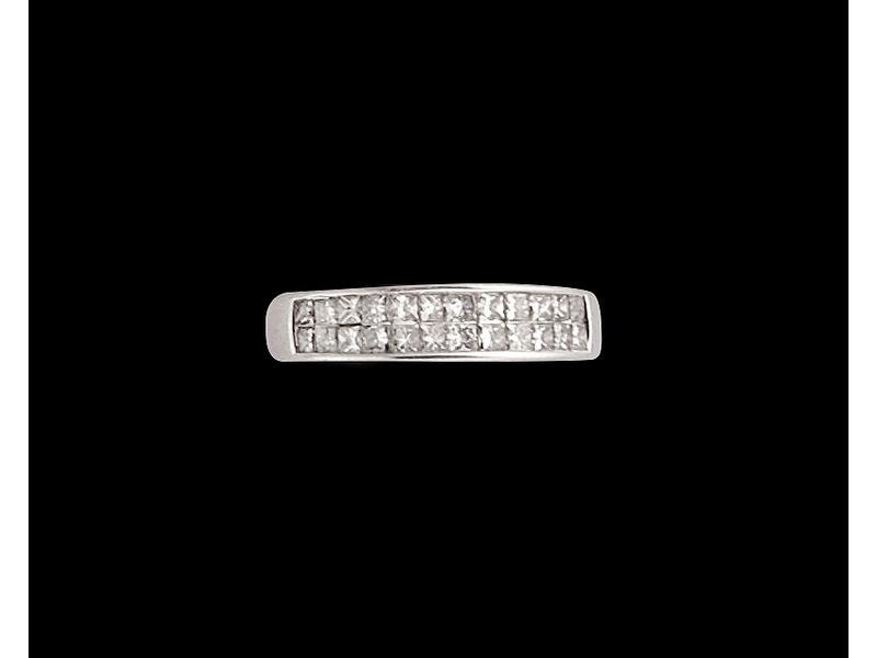 BAGUE jonc en or gris (18K) sertie de deux...