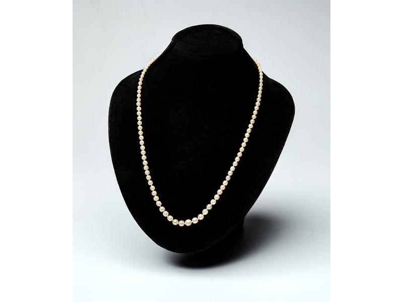 COLLIER DE PERLES fines en chute avec petit...
