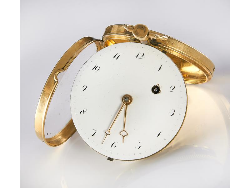 MONTRE DE POCHE à mouvement à coq signé J....