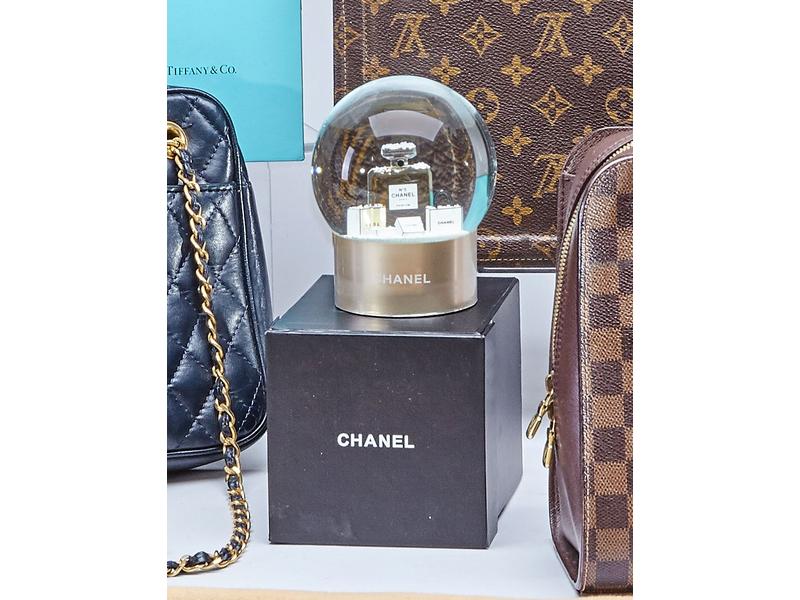 CHANEL