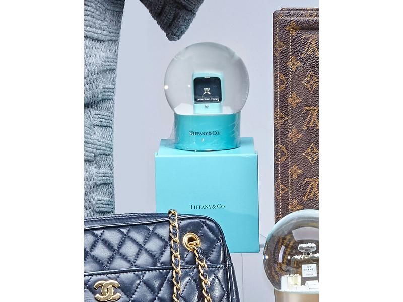 TIFFANY & CO