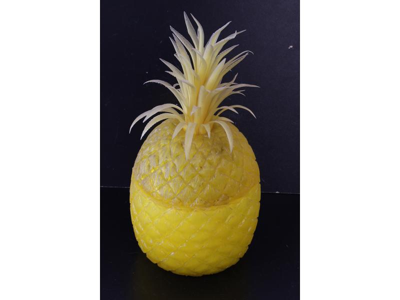 SEAU A GLACE en forme d'ananas en plastique...