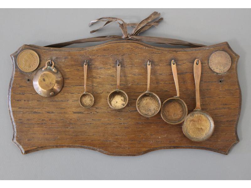 ENSEMBLE DE CASSEROLES MINIATURES en cuivre...