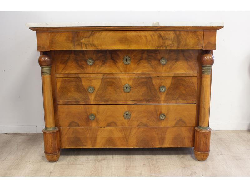 COMMODE rectangulaire en noyer et placage...