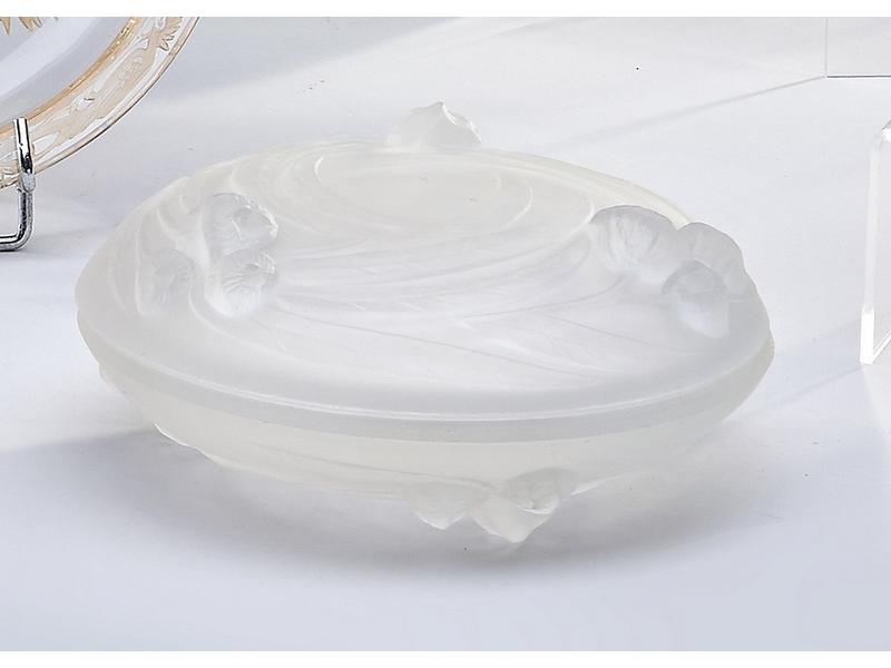 BONBONNIERE de forme ronde applatie en verre...