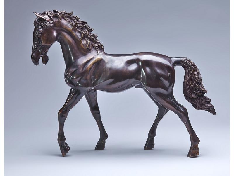 Cheval marchant
