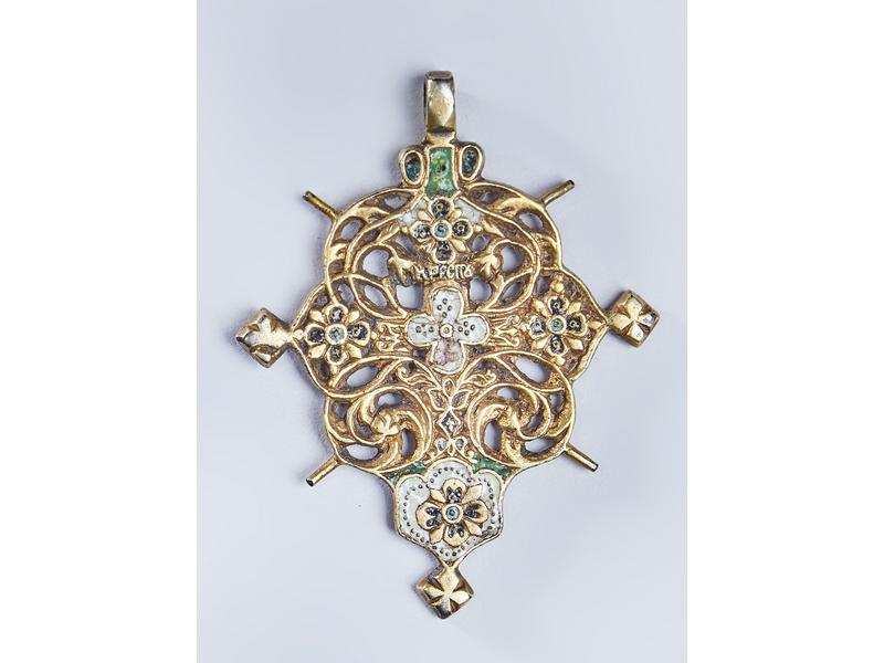 PENDENTIF-CROIX orthodoxe en bronze ajouré...