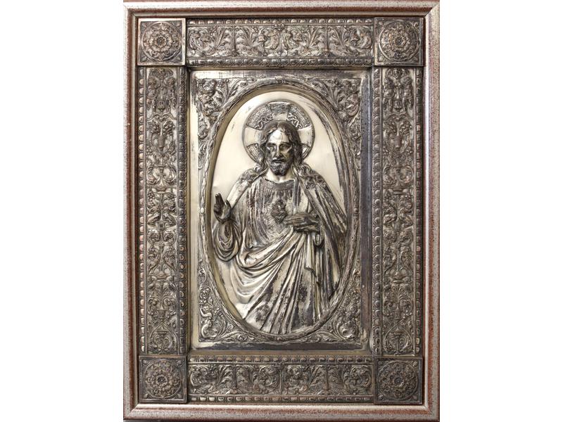 PLAQUE VOTIVE en cuivre repoussé et argenté...