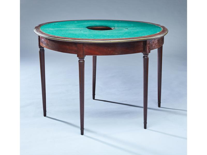 RARE ET VÉRITABLE TABLE A JEUX DE BOUILLOTTE...