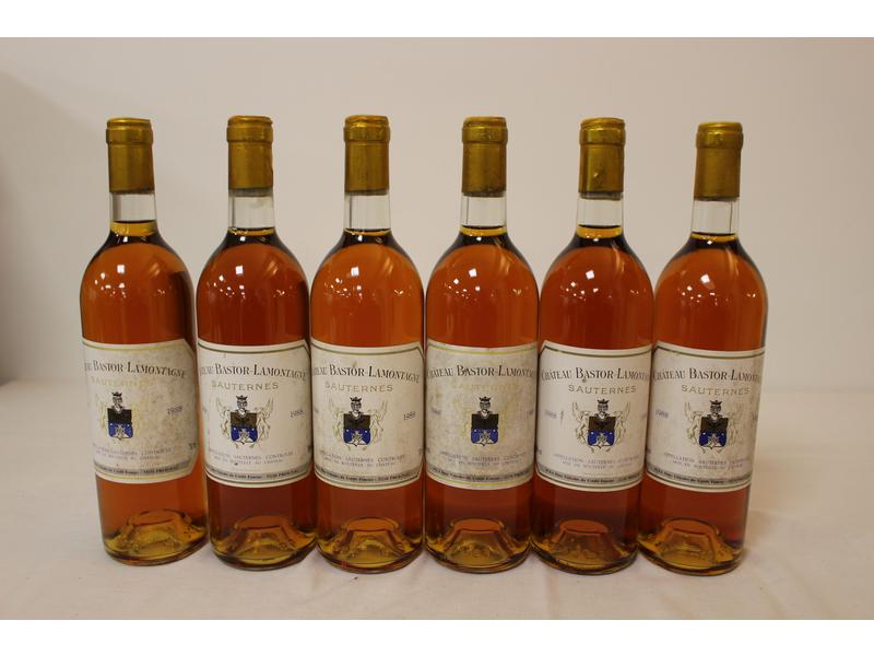 6 Blles CH. BASTOR LAMONTAGNE Sauternes 1988
Et....