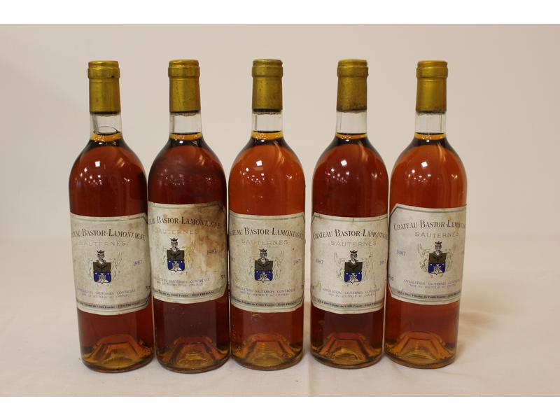 5 Blles CH. BASTOR LAMONTAGNE Sauternes 1987
Et....