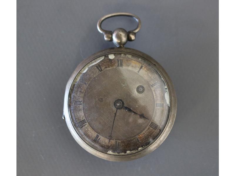 MONTRE DE POCHE à mouvement à coq, boîtier...