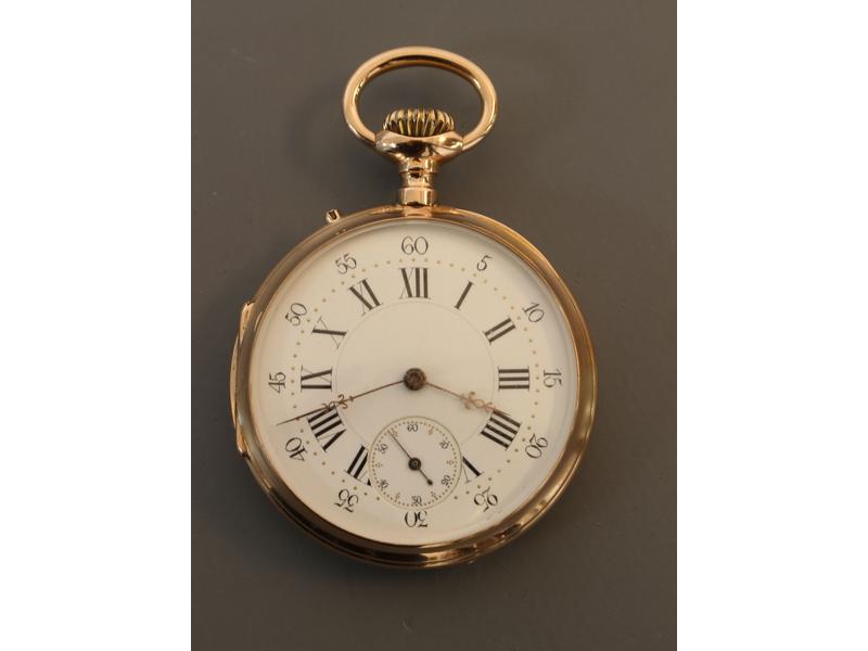 MONTRE DE POCHE en or jaune 18K à cadran...