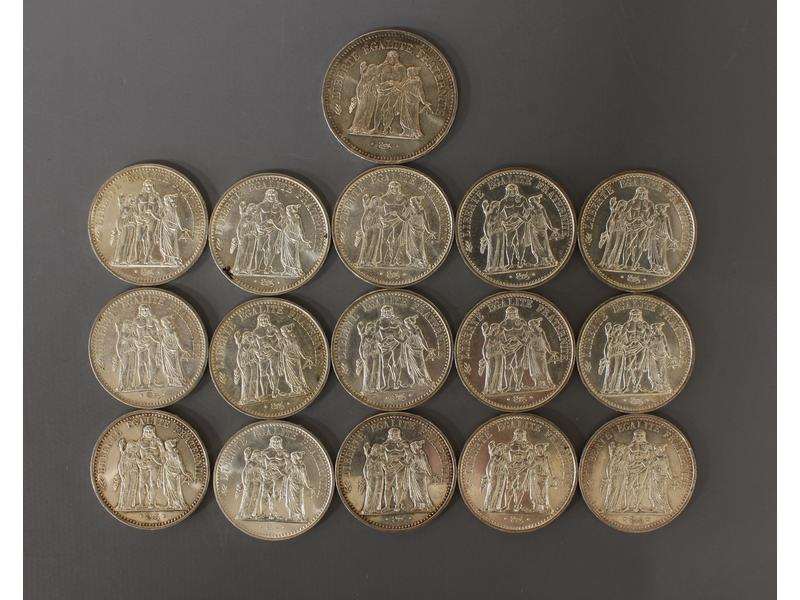 LOT D'ARGENT comprenant: