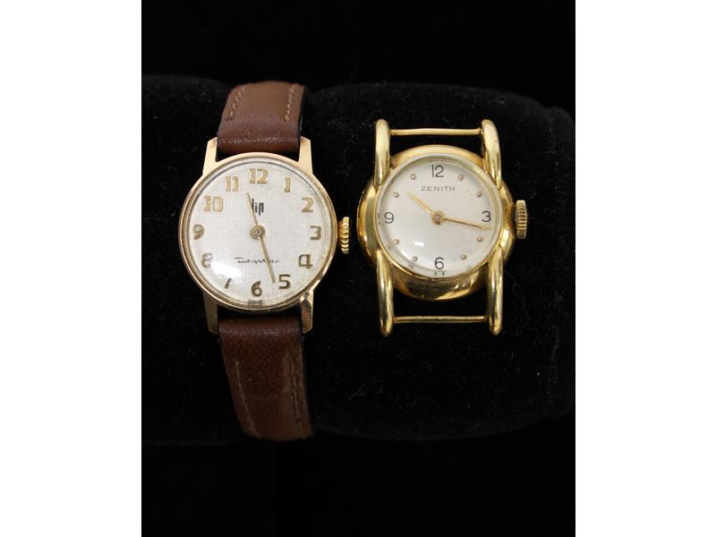 DEUX BOÎTIERS DE MONTRES de dame, en or jaune...