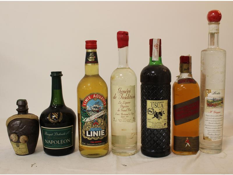 Lot de 7 blles comprenant :