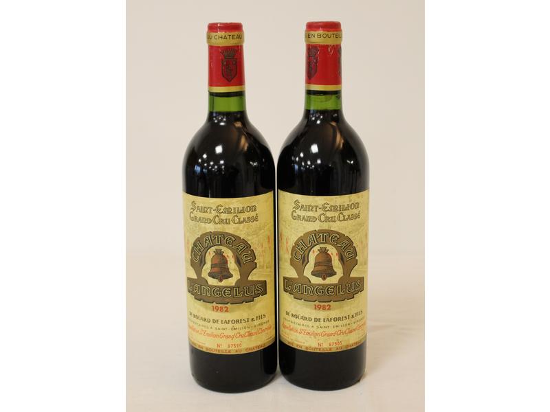 2 Blles CH. L' ANGÉLUS St Emilion GCC 19...