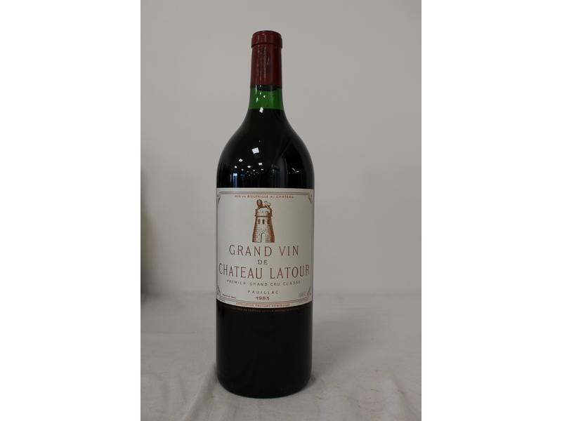 1 Mag CH. LATOUR Pauillac 1er GCC 1983