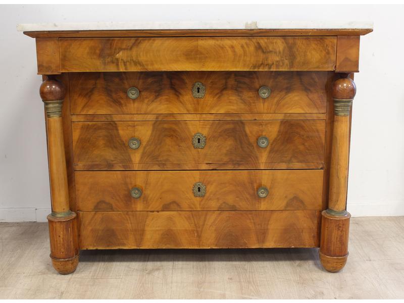 COMMODE rectangulaire en noyer et placage...