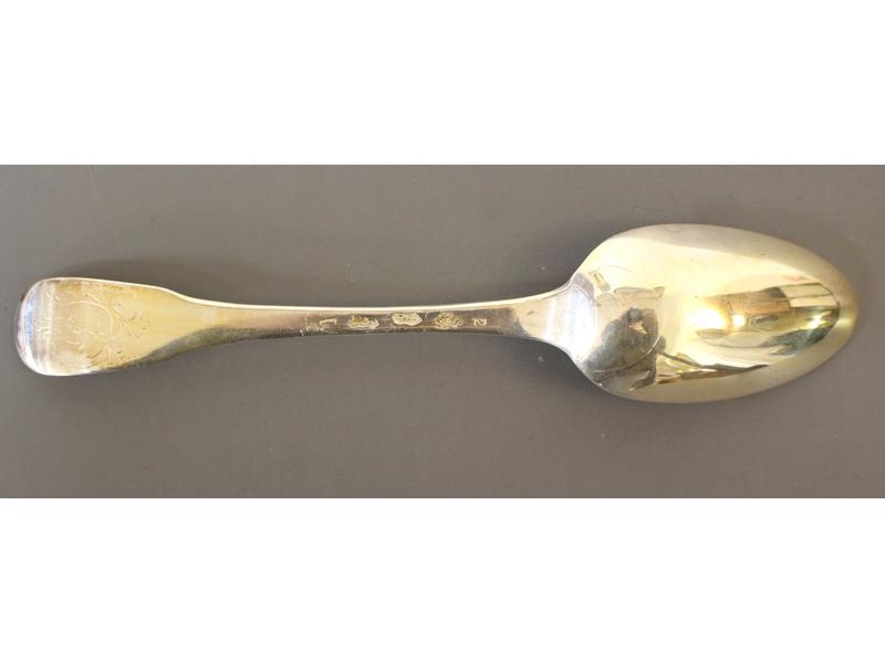 CUILLÈRE en argent modèle uni plat.