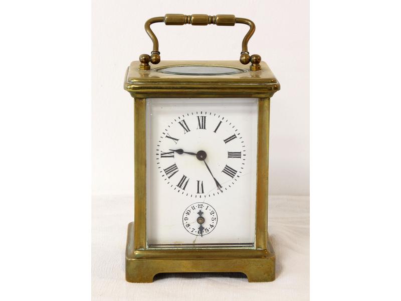 PENDULETTE de voyage dite d'Officier dans...