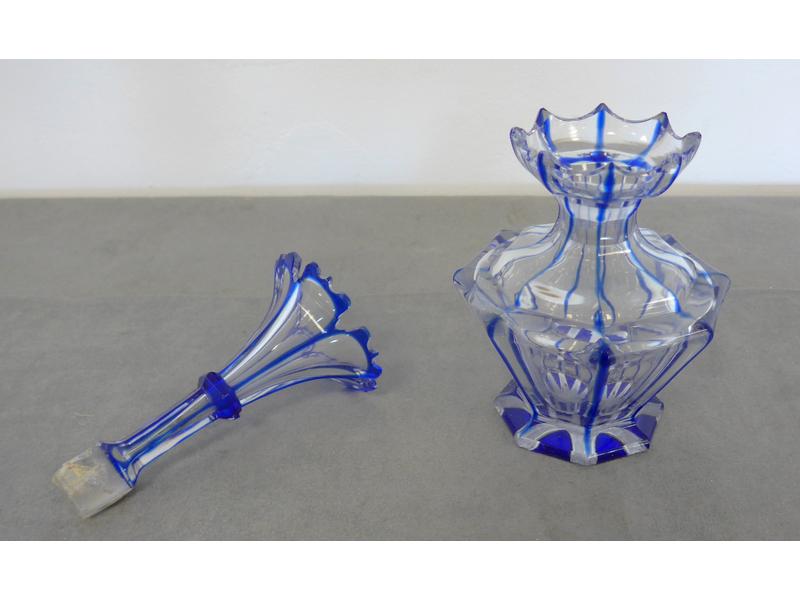 VASE à pans en cristal à filets bleus