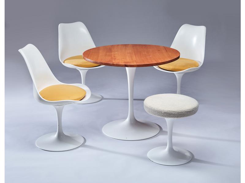 Eero SAARINEN pour KNOLL INTERNATIONAL é...
