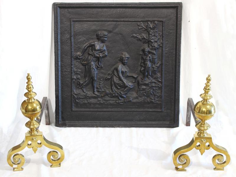 PLAQUE DE CHEMINÉE carrée en fonte de fer...