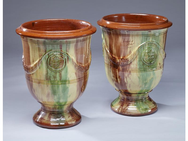 PAIRE DE VASES DE JARDIN sur piédouche en...