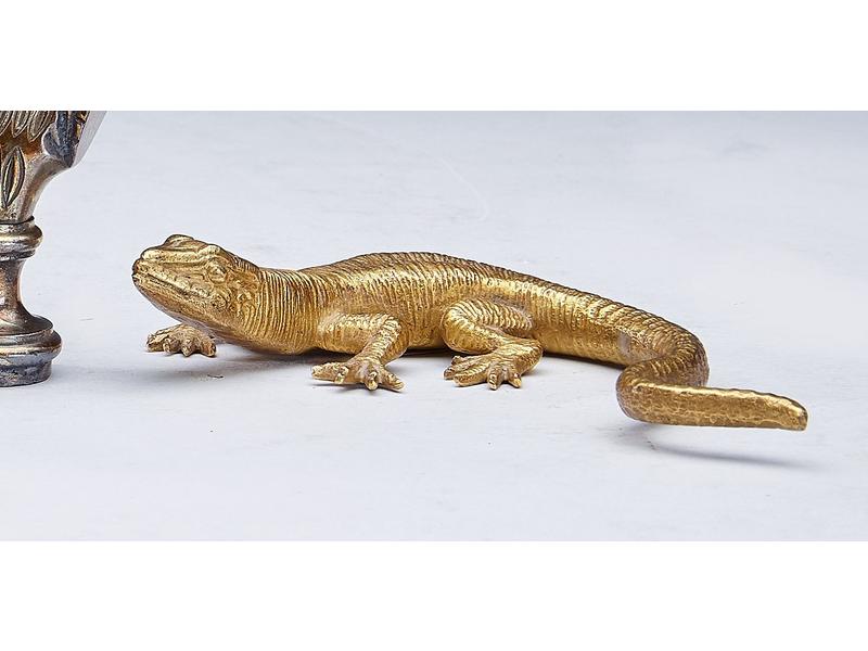SALAMANDRE en bronze à patine dorée.