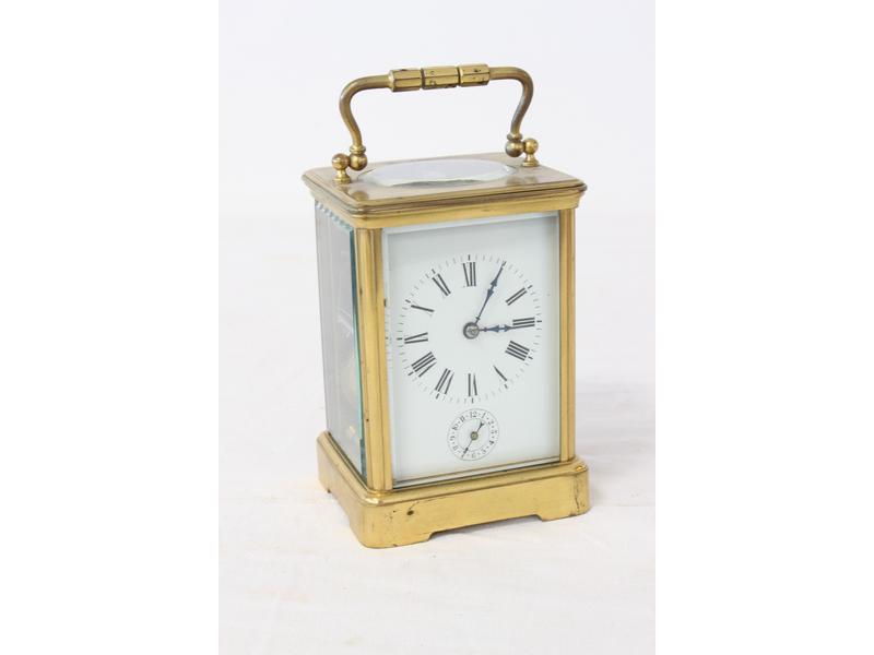 PENDULETTE DE VOYAGE dite d'officier, dans...