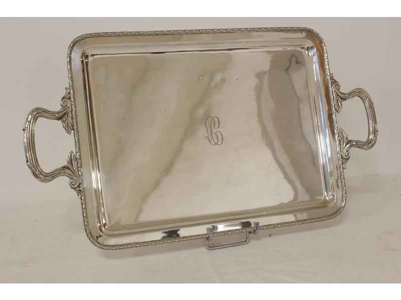PLATEAU rectangulaire en argent (916) de...