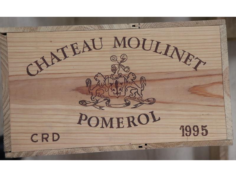 12 Blles CH. MOULINET Pomerol 1995
