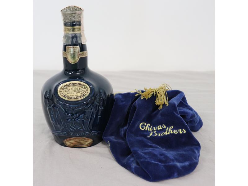 1 Blle Scotch Whisky CHIVAS BROTHERS, " ROYAL...