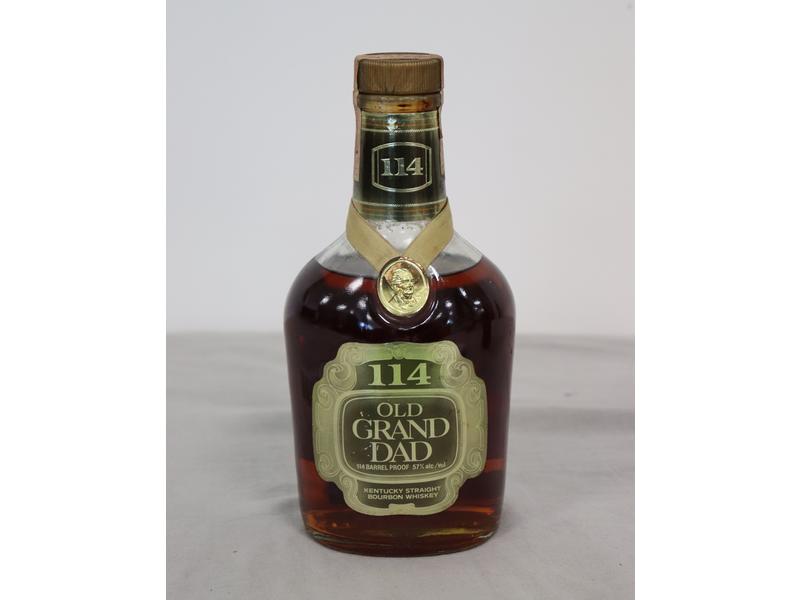 1 Blle Bourbon Whiskey Kentucky OLD GRAND...